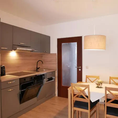 Haus Gertrud Apartamento *