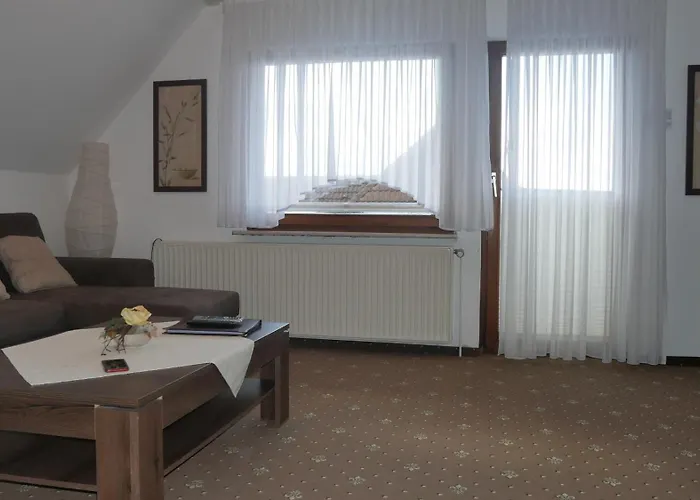 Haus Gertrud 公寓 卡罗利嫩西尔